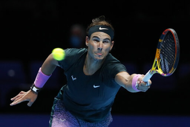 Nadal gục ngã trước Dominic Thiem sau hai loạt “đấu súng“