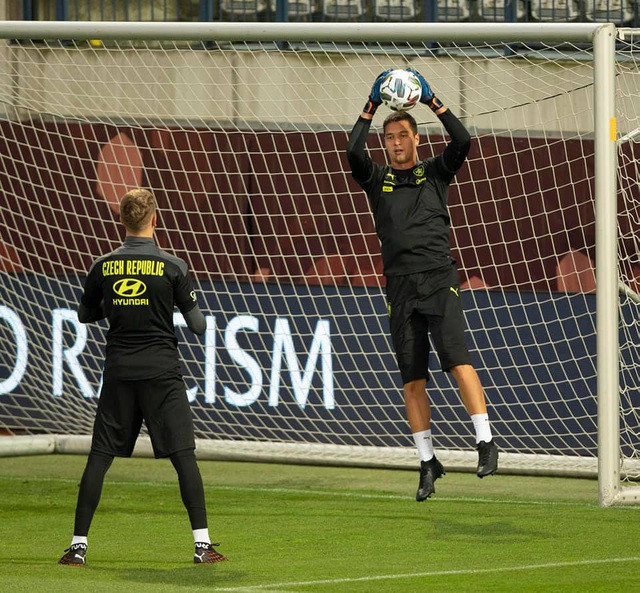 Filip Nguyễn tập trung trong buổi tập cùng tuyển CH Czech 