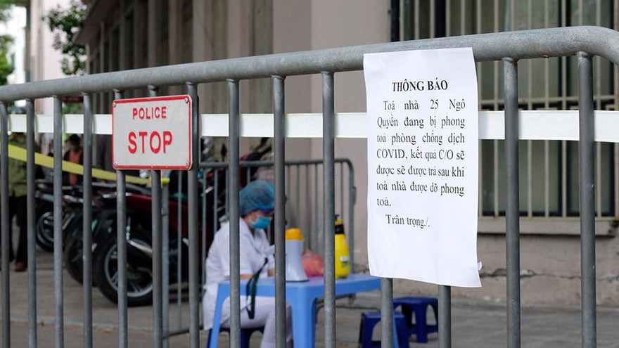 Tạm thời phong toả Bộ Công Thương do nhiều cán bộ liên quan ca mắc COVID-19