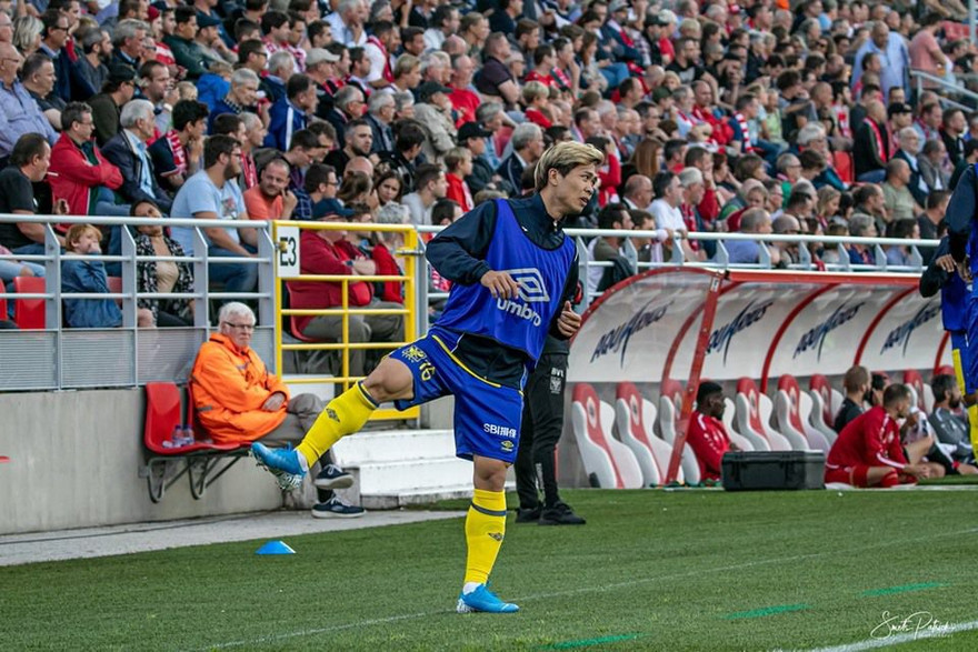 Công Phượng có cơ hội đá chính tại Bỉ vì đồng đội gặp... 'hạn'