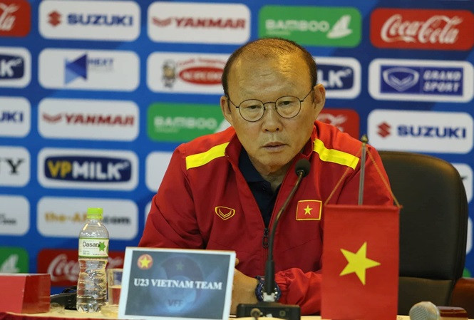 HLV Park Hang Seo bất ngờ nói về bản hợp đồng với VFF