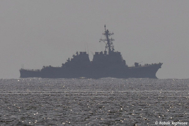 Tàu khu trục USS Donald Cook của Hải quân Mỹ trên Địa Trung Hải. Ảnh: Moscow Times