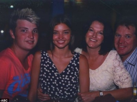 ‘Thiên thần’ Miranda Kerr lộ ảnh mặt mộc thời chưa nổi tiếng