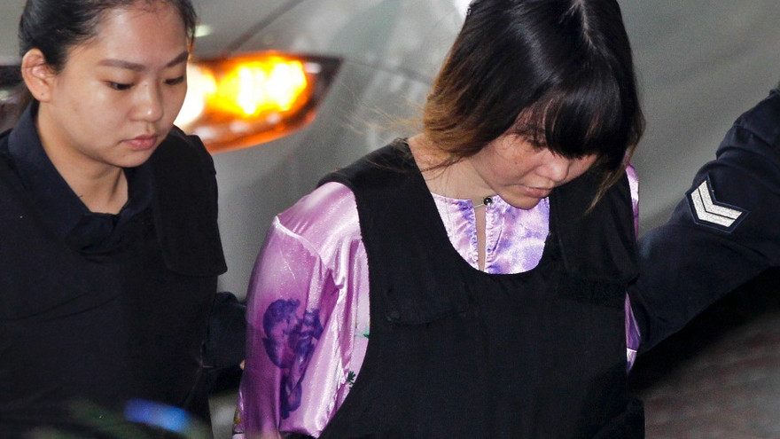 Đoàn Thị Hương xuất hiện tại tòa hôm nay, 27/11. Ảnh: AP