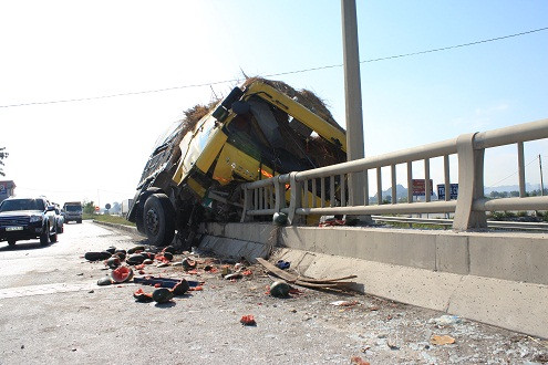 Điểm đen giao thông tại khu vực cầu Gián Khẩu.