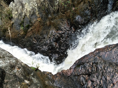 Đoạn thác mà 3 du khách Anh gặp nạn