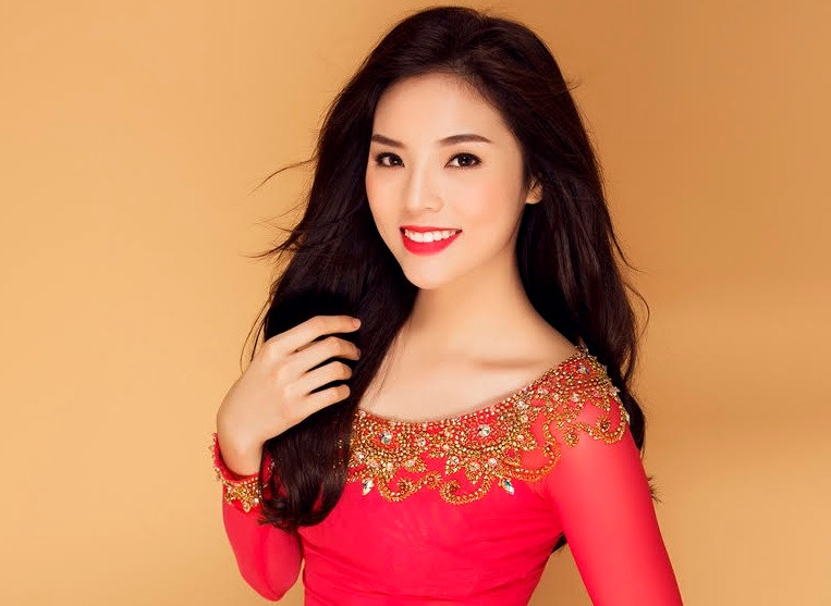 Hoa hậu Kỳ Duyên làm giám khảo 'Duyên dáng áo dài 2016'