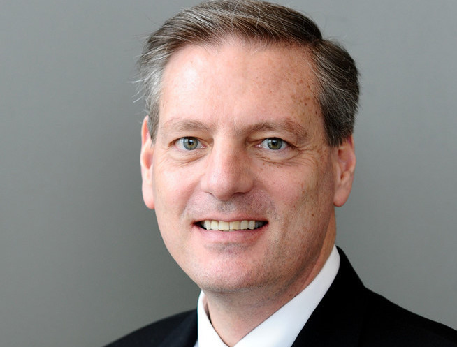 Ông James B.DeLuca. Ảnh: GM.