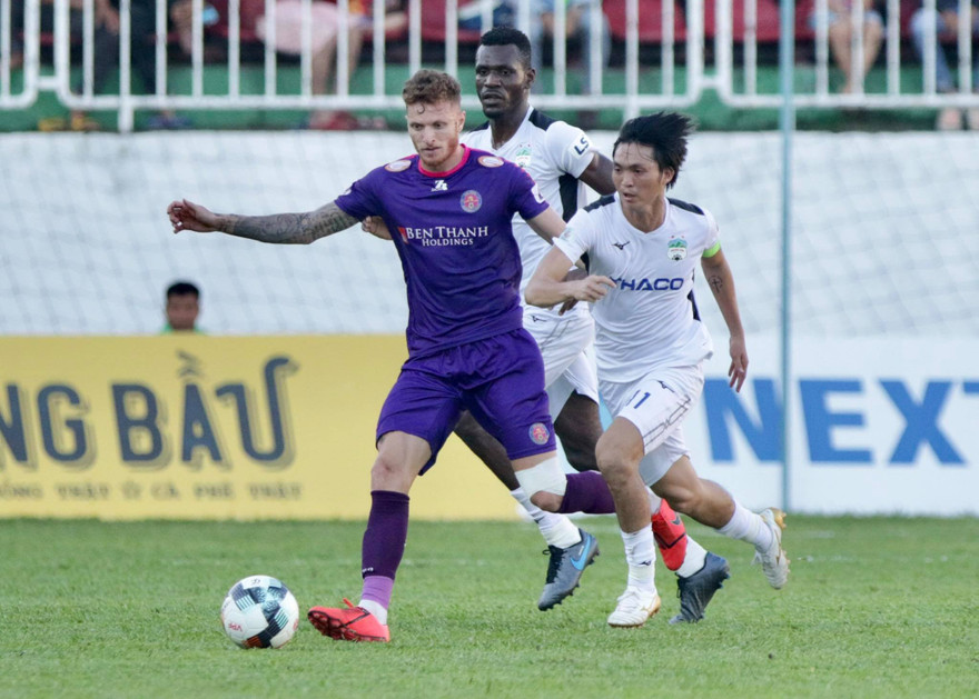 Kết quả vòng 5 V.League: HAGL đánh rơi chiến thắng trên sân nhà