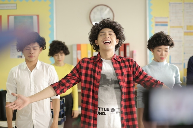 Noo Phước Thịnh ra MV đón Tết với mái tóc khiến fan 'khóc thét'