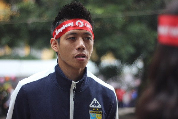 Sao bóng đá Hà Nội nói gì về Chủ Nhật Đỏ?