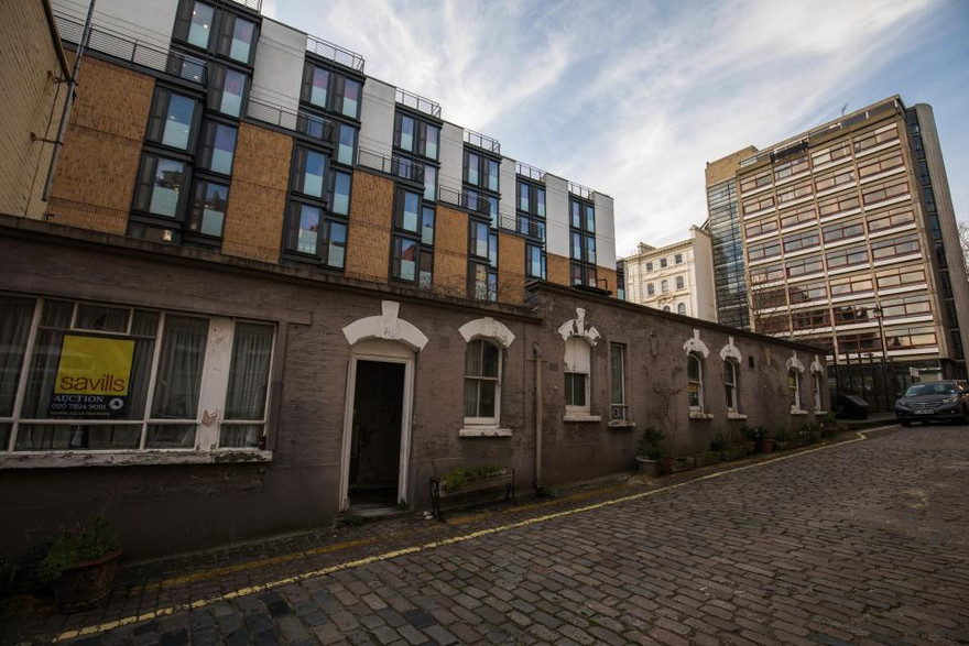 Căn nhà mặt tiền 19m, sâu... 0,7m giá 22 tỉ đồng