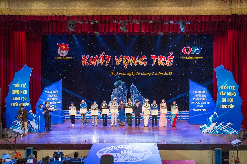 Tiếp thêm niềm tin, khát vọng cho tuổi trẻ