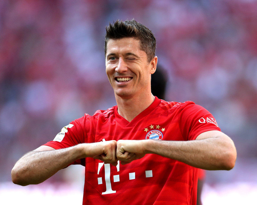 Lewandowski còn hợp đồng với Bayern tới năm 2023.