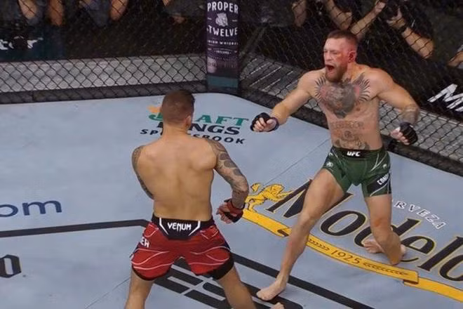McGregor gày gập chân trong cuộc đối đầu với Poirier 