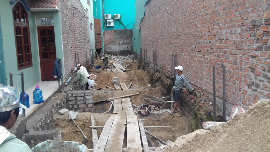 Móng nhà nơi phát hiện 7 hài cốt