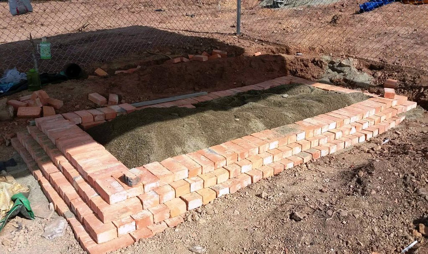 Con cháu dòng họ Nguyễn Phước mong UBND tỉnh TT-Huế tạo điều kiện để phục dựng lại ngôi mộ bà Tài nhân họ Lê ngay tại vị trí huyệt mộ vừa được tìm thấy và lắp gạch tạm như hiện nay.