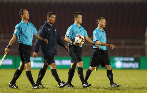 Ông Trần Đăng Khoa (trái). Ảnh: Vnexpress