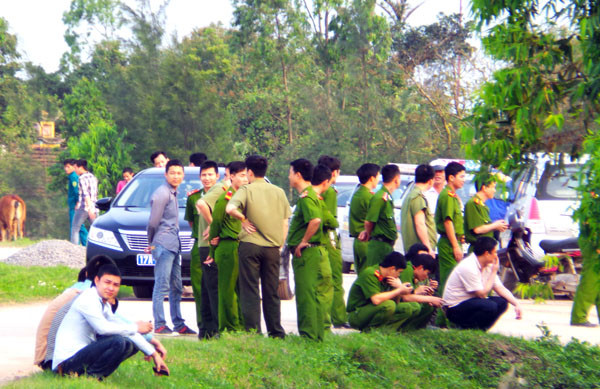 Lực lượng công an được huy động sau khi xảy ra vụ cướp