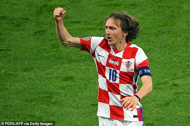 Modric xuất sắc nhất trận Croatia- Scotland