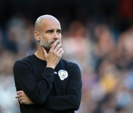 Pep Guardiola thận trọng trước trận derby thành Manchester vào cuối tuần. 
