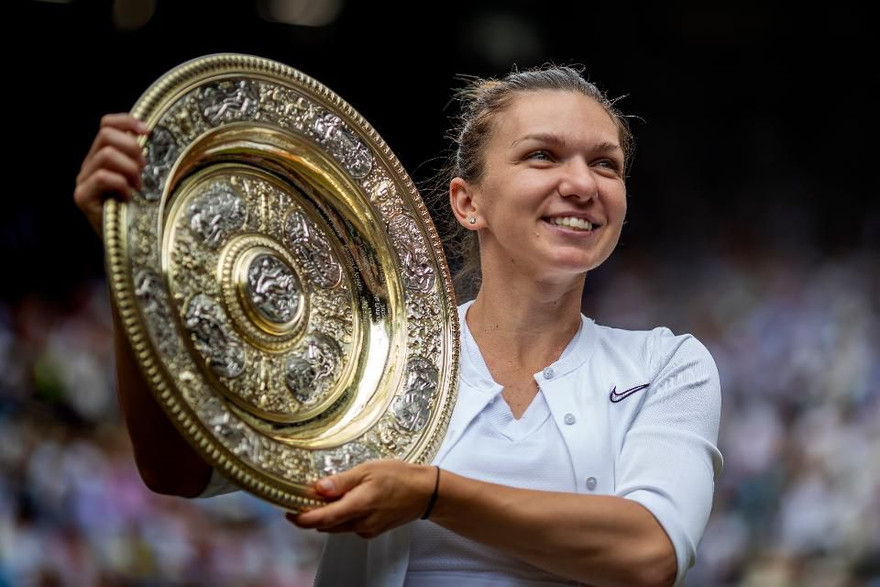 Simona Halep lần đầu vô địch Wimbledon
