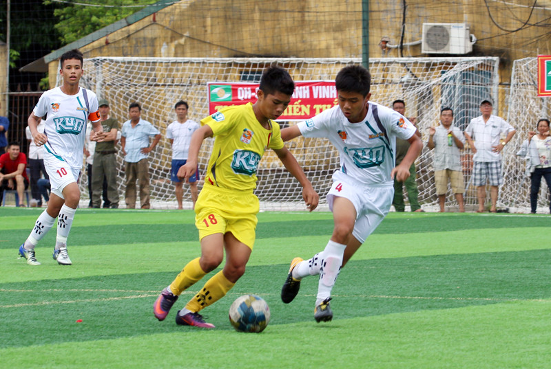 Xác định cặp đấu bán kết giải bóng đá Thiếu niên toàn quốc