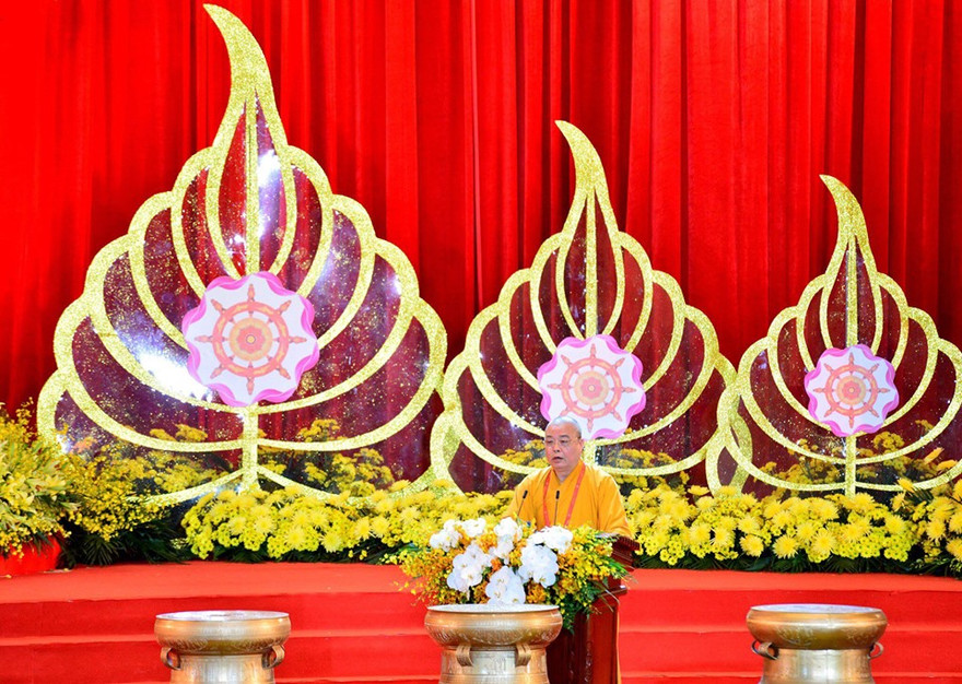 Hòa thượng Thích Thanh Nhiễu phát biểu tại lễ bế mạc. Ảnh: Như Ý