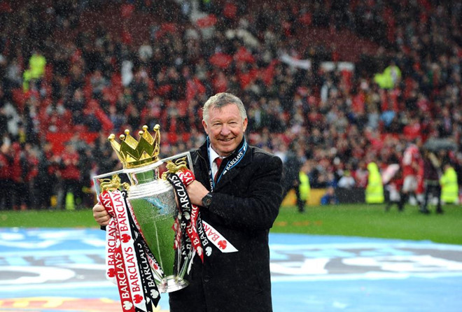 Sir Alex Ferguson bị xuất huyết não, phải mổ cấp cứu