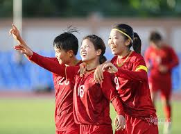 Tuyển nữ Việt Nam nhận thưởng nóng 1 tỷ đồng và...100 kg trái cây