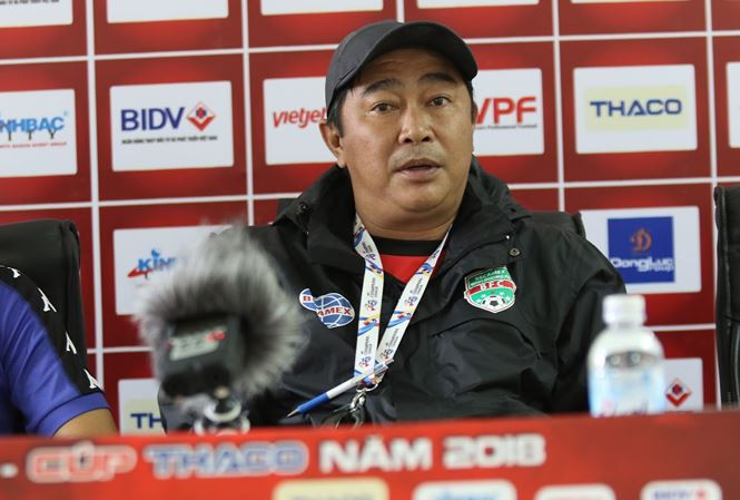 HLV Trần Minh Chiến 