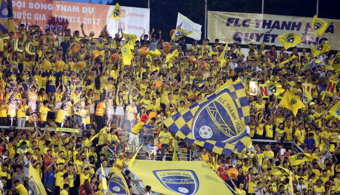 CĐV đốt pháo sáng, CLB Sài Gòn bị phạt 20 triệu đồng