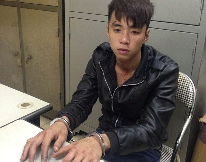 Hoạt tại cơ quan công an.