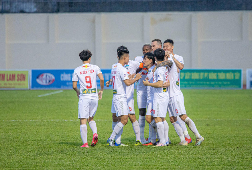 Lo dịch Covid-19, VPF gấp rút kết thúc giai đoạn 1 LS V-League 