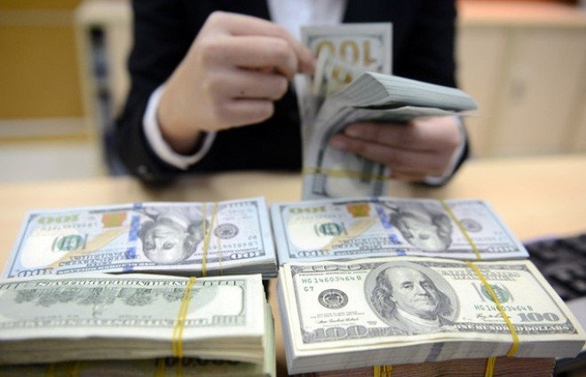 Thống đốc: NHNN đã mua vào 11 tỷ USD trong 9 tháng