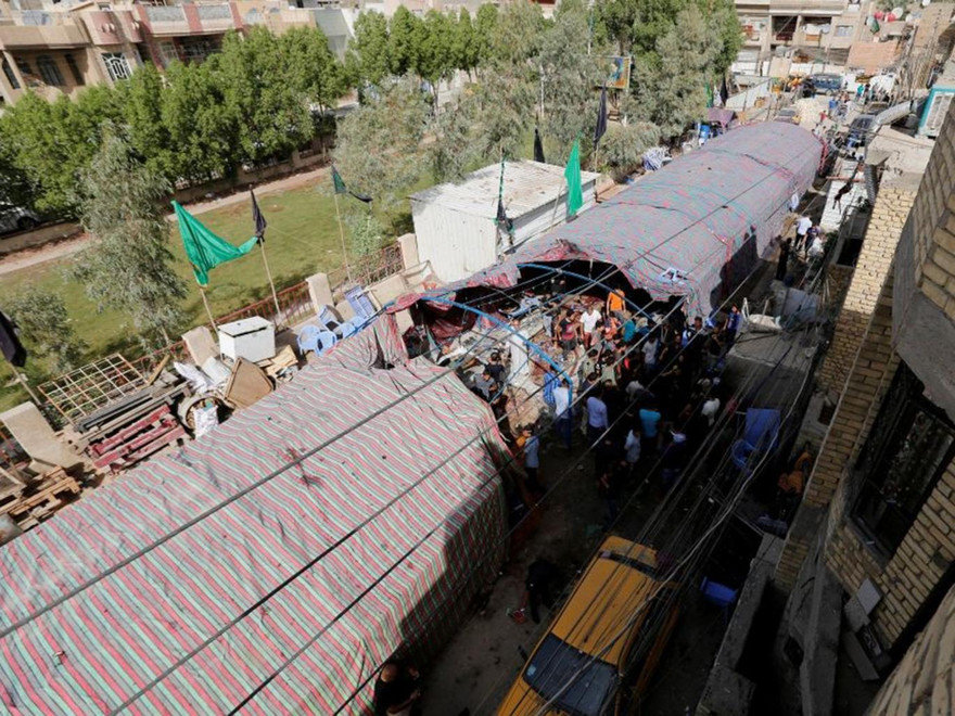 Hiện trường vụ đánh bom. Ảnh: Reuters