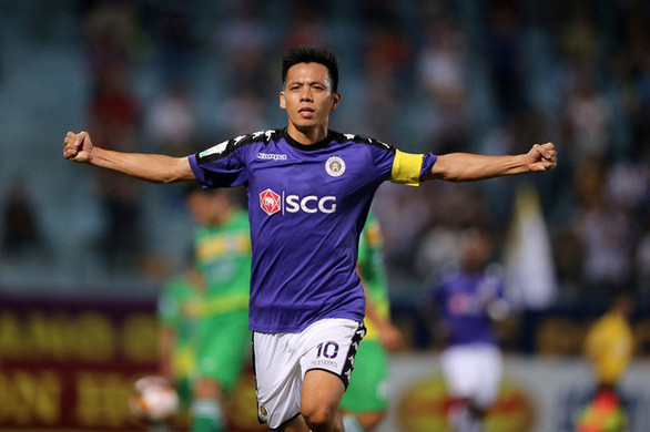 Vì sao Văn Quyết trượt giải 'Cầu thủ hay nhất V-League 2019'?