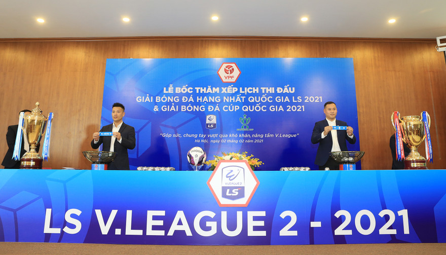 Nhà vô địch hạng Nhất Quốc gia nhận thưởng 1 tỉ đồng