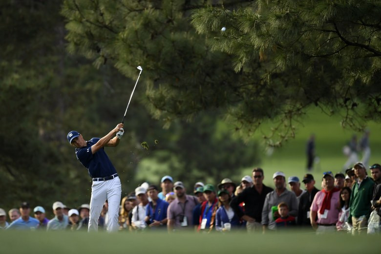 Jordan Spieth vươn lên dẫn đầu vòng một Masters