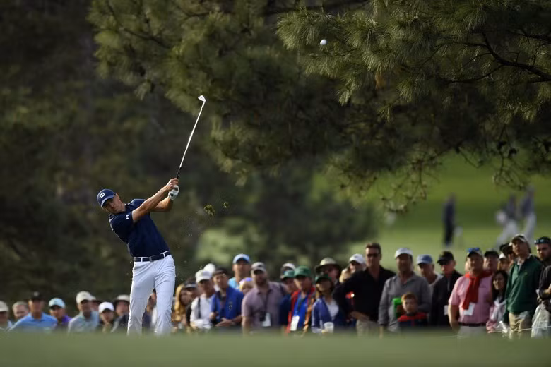 Jordan Spieth vươn lên dẫn đầu vòng một Masters