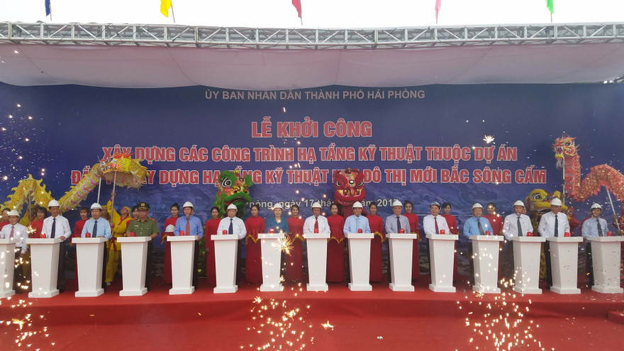 Khởi công đô thị Bắc sông Cấm.