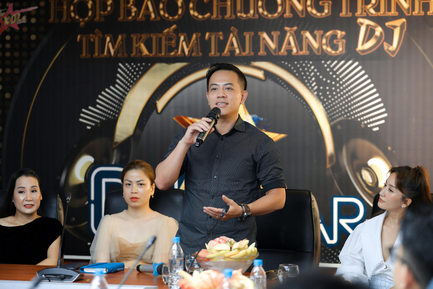 Tìm kiếm tài năng DJ trên truyền hình