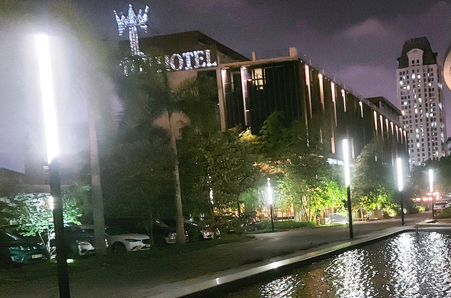 Khách sạn Top Hotel Hữu Nghị. Ảnh: M.Đ