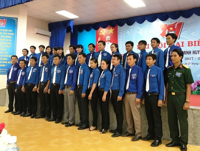 Ban chấp hành Huyện đoàn Năm Căn ra mắt đại hội