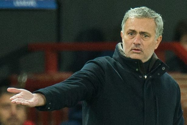 Paris SG âm thầm thuyết phục Mourinho rời M.U