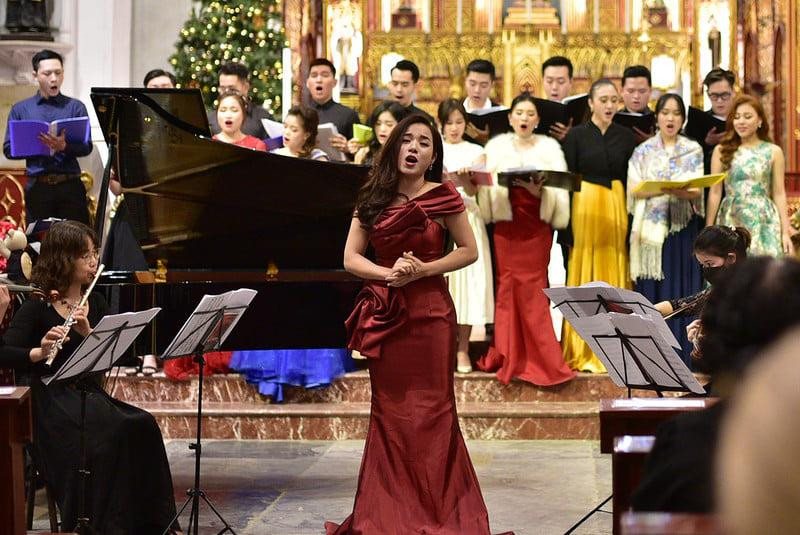 Không khí buổi hoà nhạc. Ảnh: T.G.P