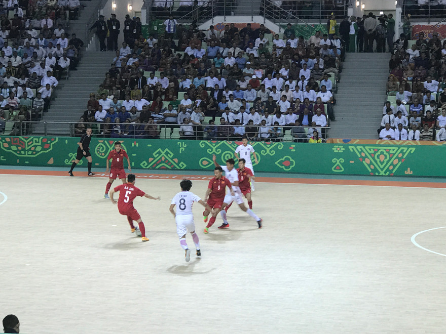Tuyển Futsal Việt Nam tạo “mưa gôn” vào lưới Hong Kong