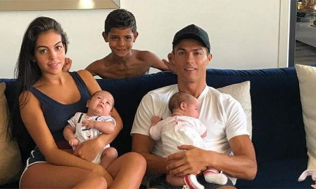 Georgina Rodriguez được cho là cô bạn gái vinh dự nhất của CR7
