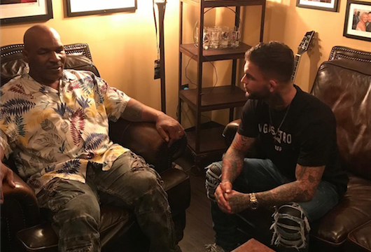 Garbrandt trao đổi với huyền thoại boxing Mike Tyson, chuẩn bị cho đại chiến sắp tới 