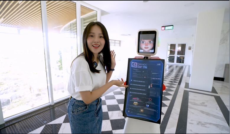 MC Lê Tam Triều Dâng